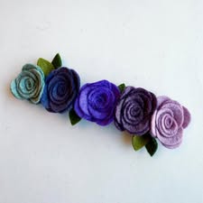 Purple Rosette Mini Regina